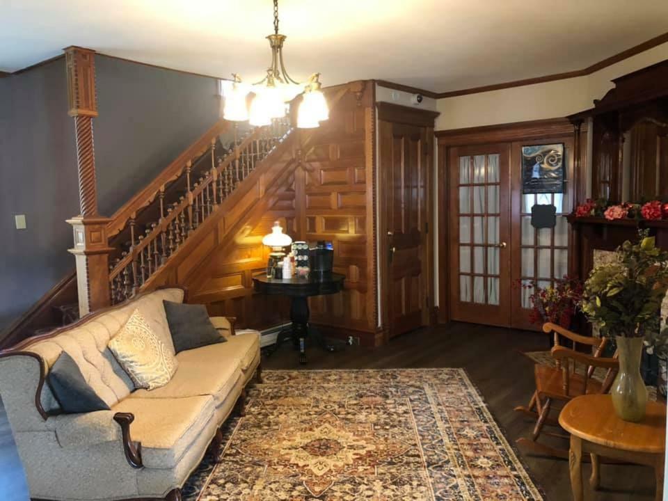 The Bradford InnTowanda エクステリア 写真